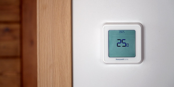 Rehabilitación / Reformas de Pisos en Sabadell · Instalación de Sistemas Climatización y Aire Acondicionado